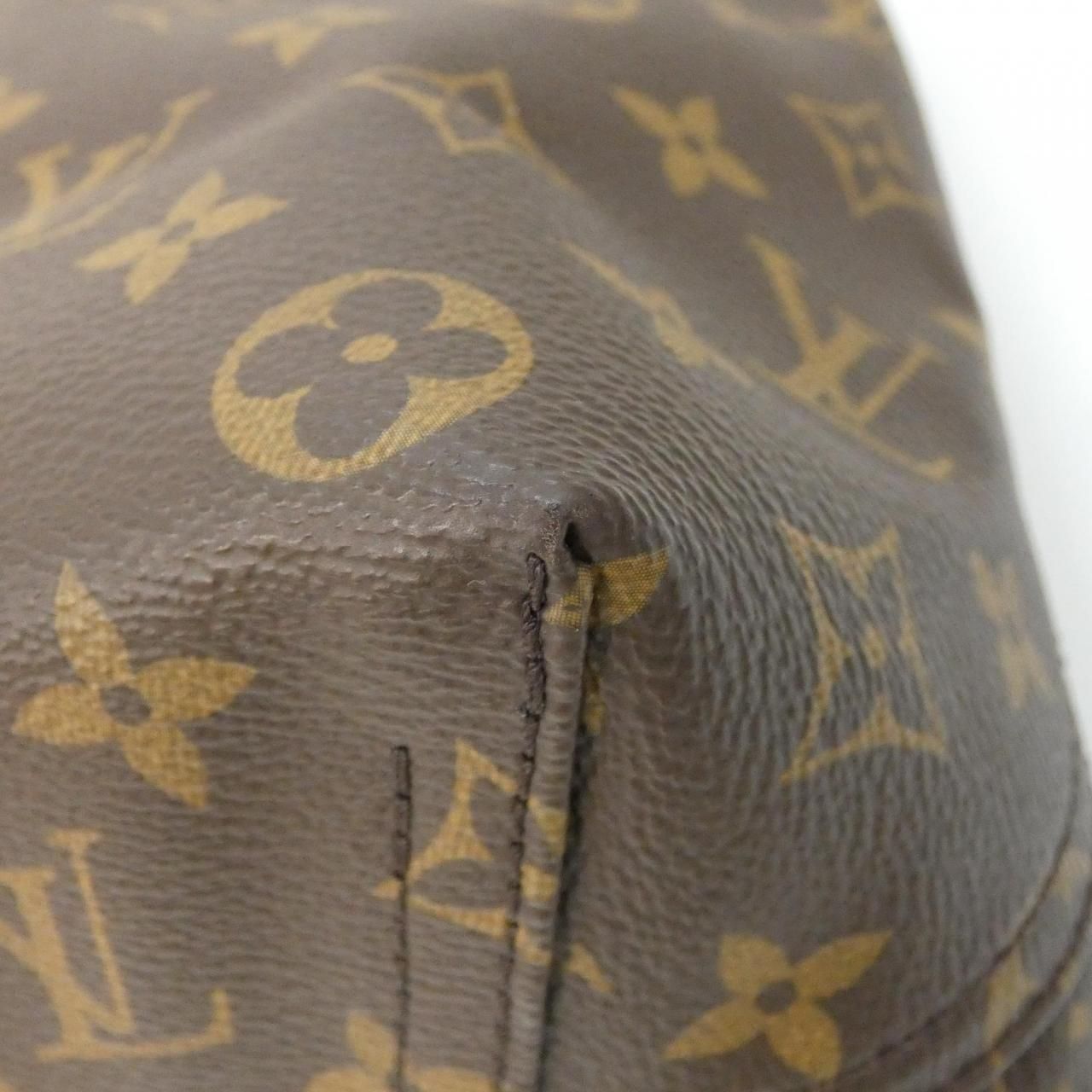 Louis Vuitton Monogram Atlantis GM Bag — view 3