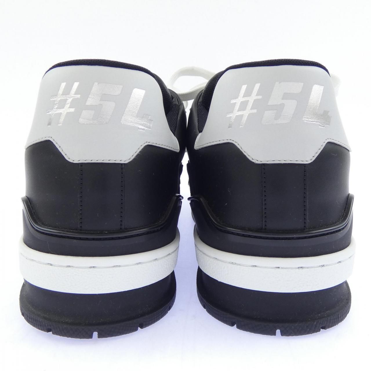 Louis Vuitton LV Trainers Sneakers — view 5