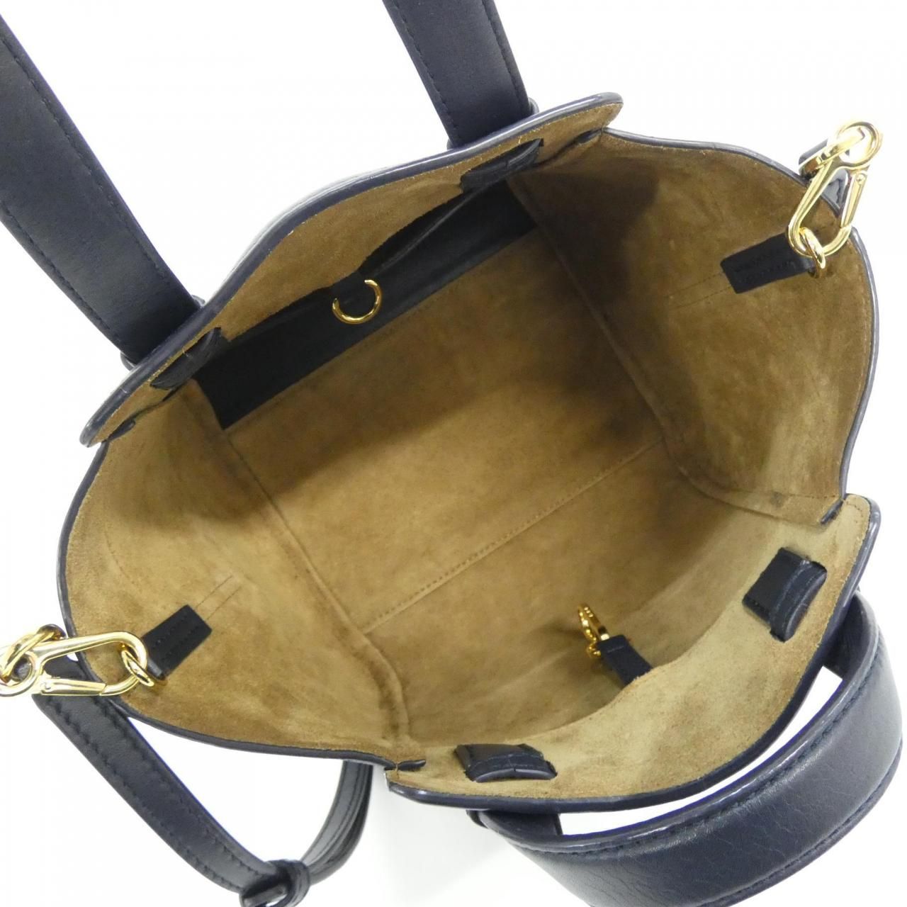 Loewe Hammock Nugget Bag — view 8