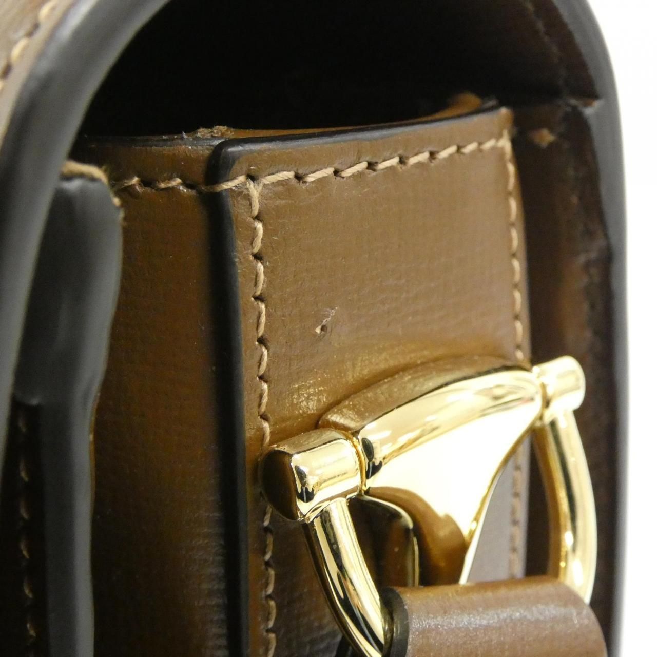 Gucci Horsebit Shoulder Bag — view 4