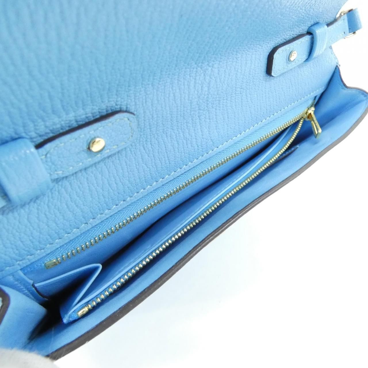 Hermes Cinetic to Shoulder Wallet — view 8
