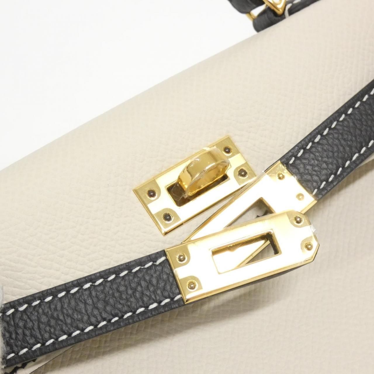 Hermes Mini Kelly 2 Bag — view 4