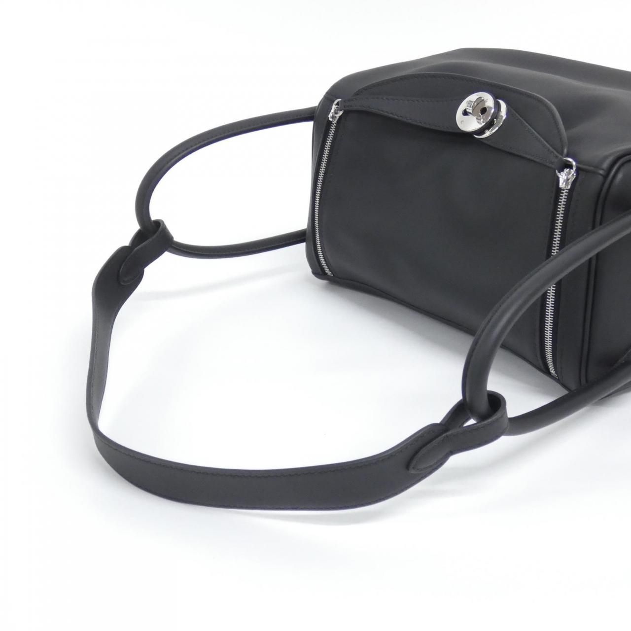 Hermes Lindy Verso 26 cm Shoulder Bag — view 5