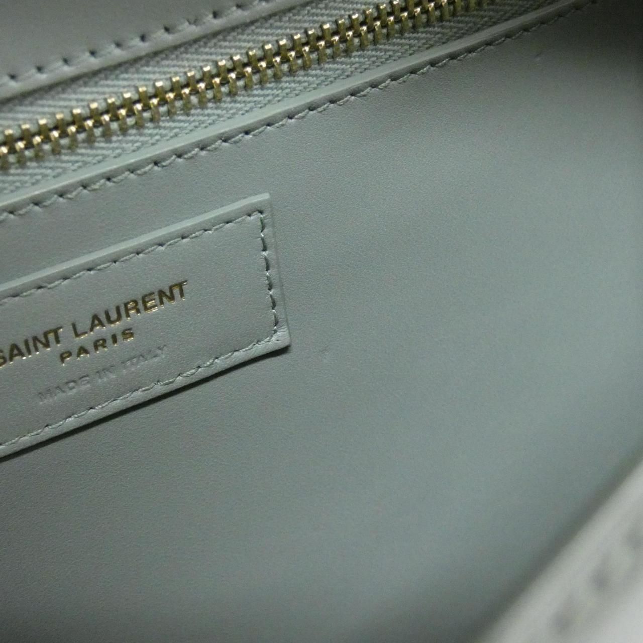 Saint Laurent le Carre Shoulder Bag — view 8