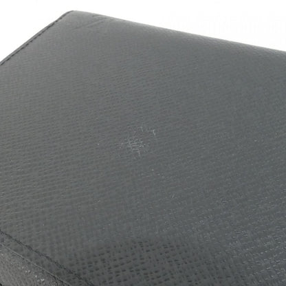 Louis Vuitton Taiga Zippy XL Wallet — view 4
