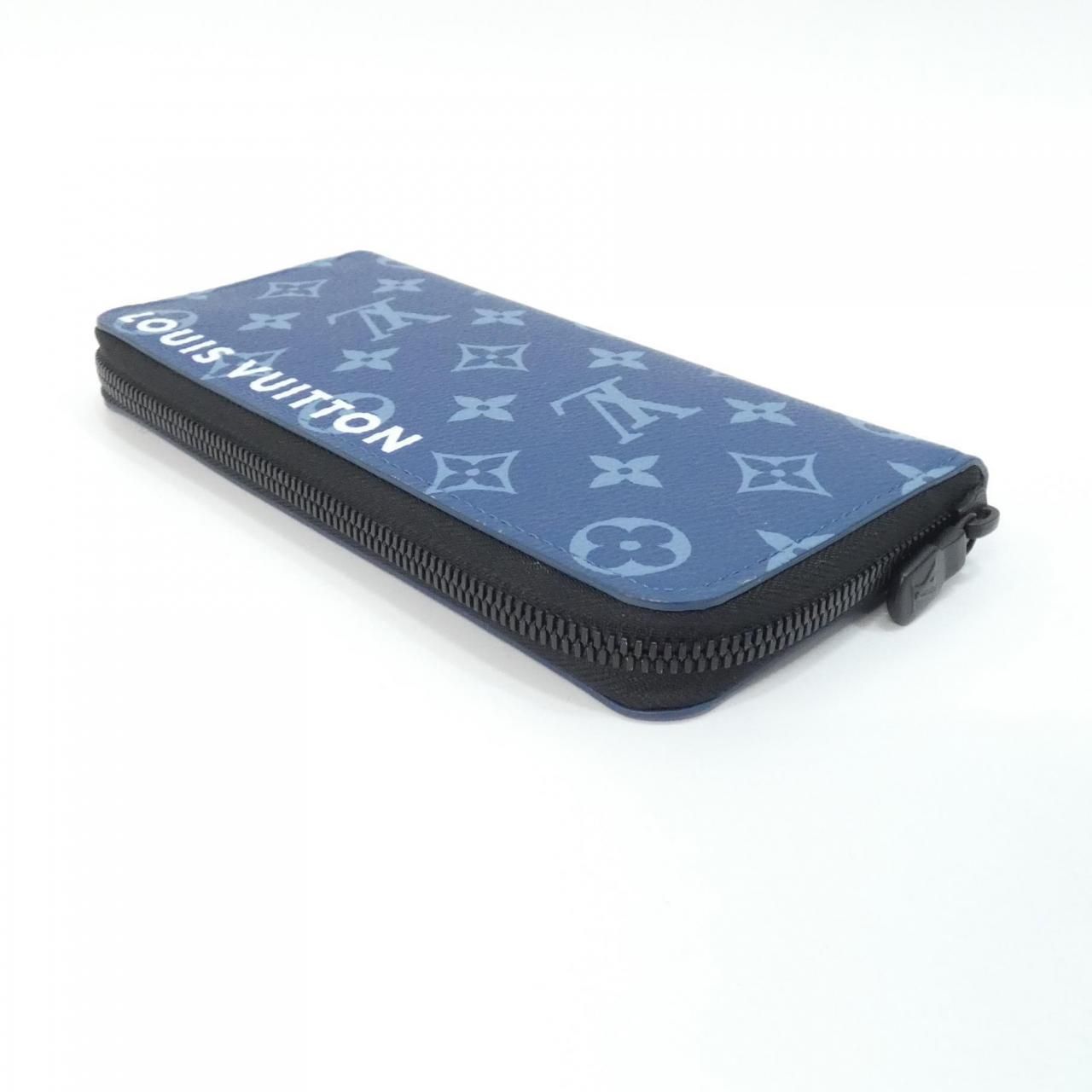 Louis Vuitton Monogram Wallet — view 3