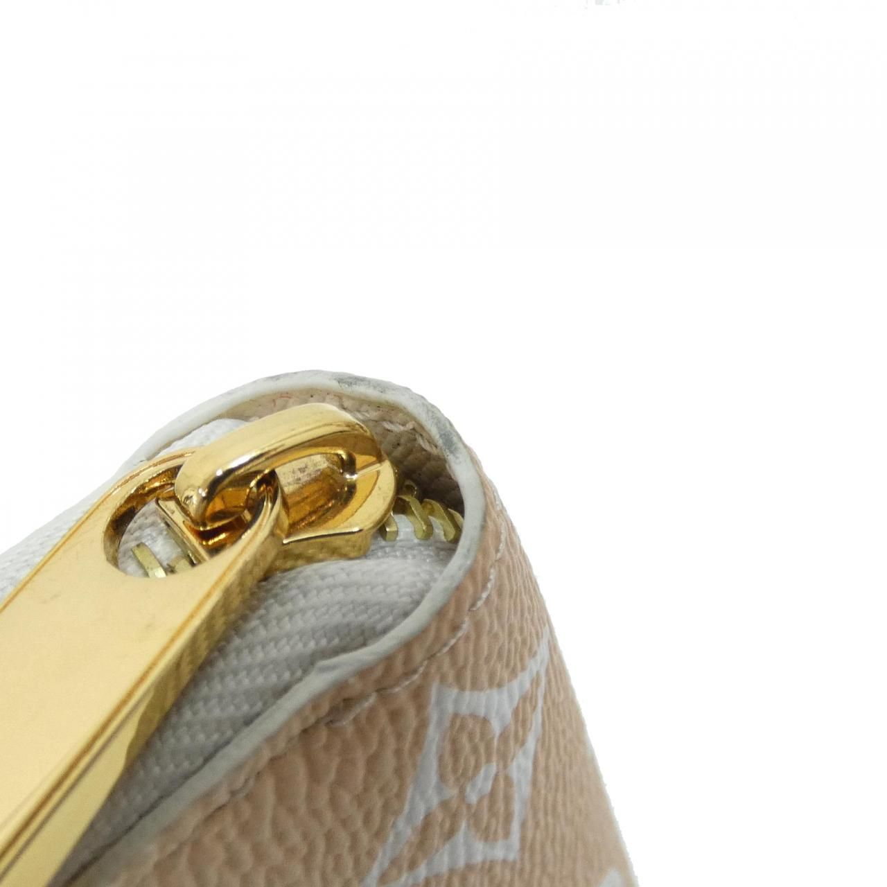 Louis Vuitton by the Pool Zippy Wallet — view 4