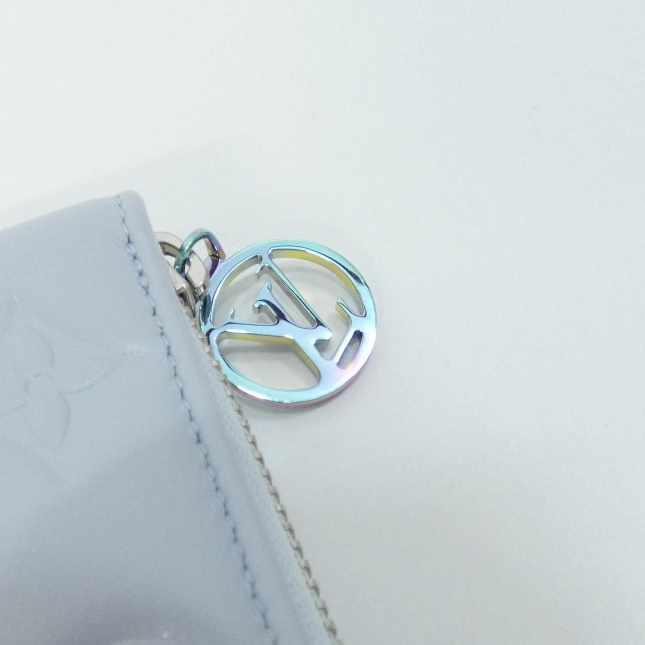 Louis Vuitton Cousin Zippy Wallet — view 3