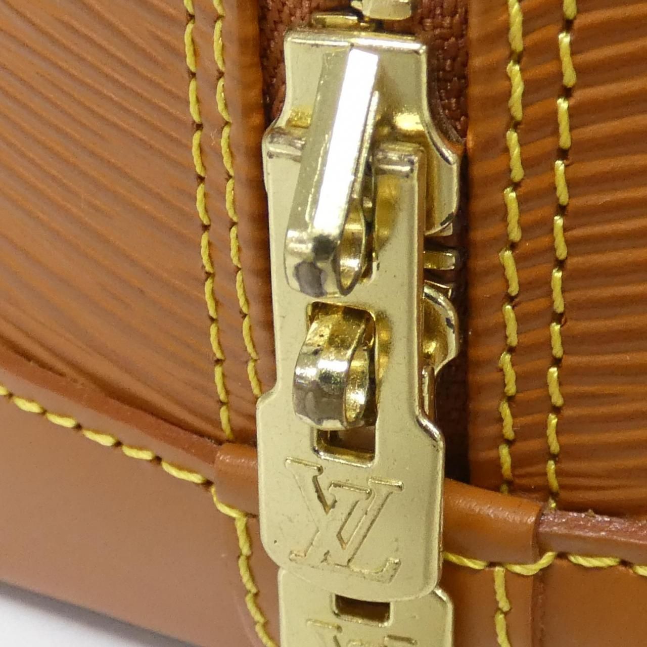 Louis Vuitton Epi Alma PM Bag — view 4