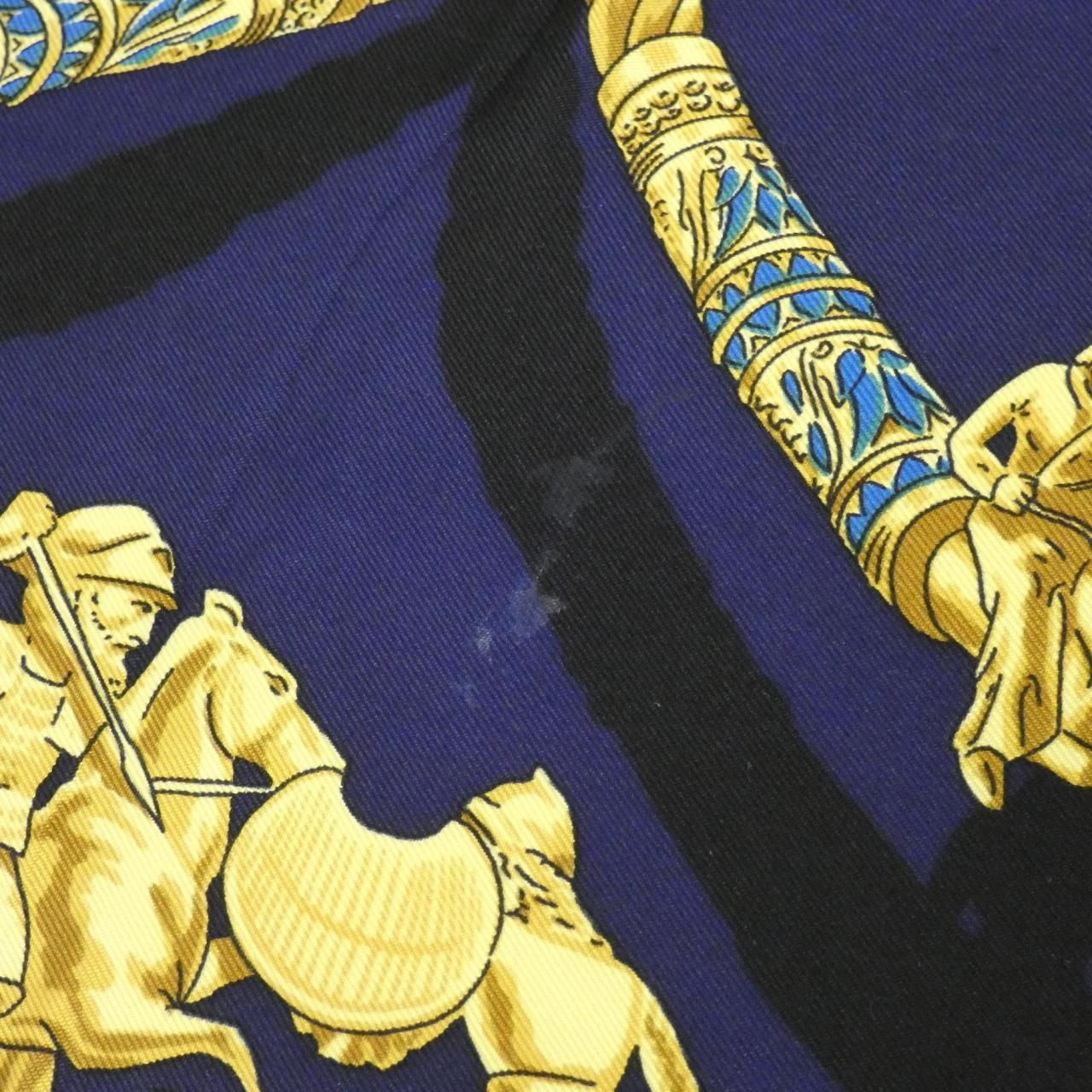 Hermes les Cavaliers D'or Carre Scarf — view 3