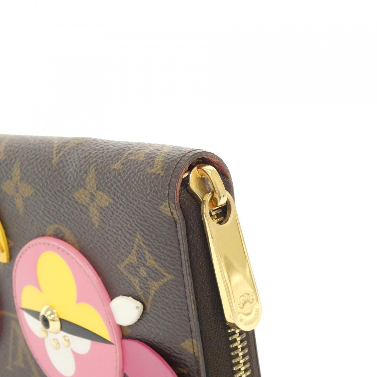 Louis Vuitton Monogram Zippy Wallet — view 4