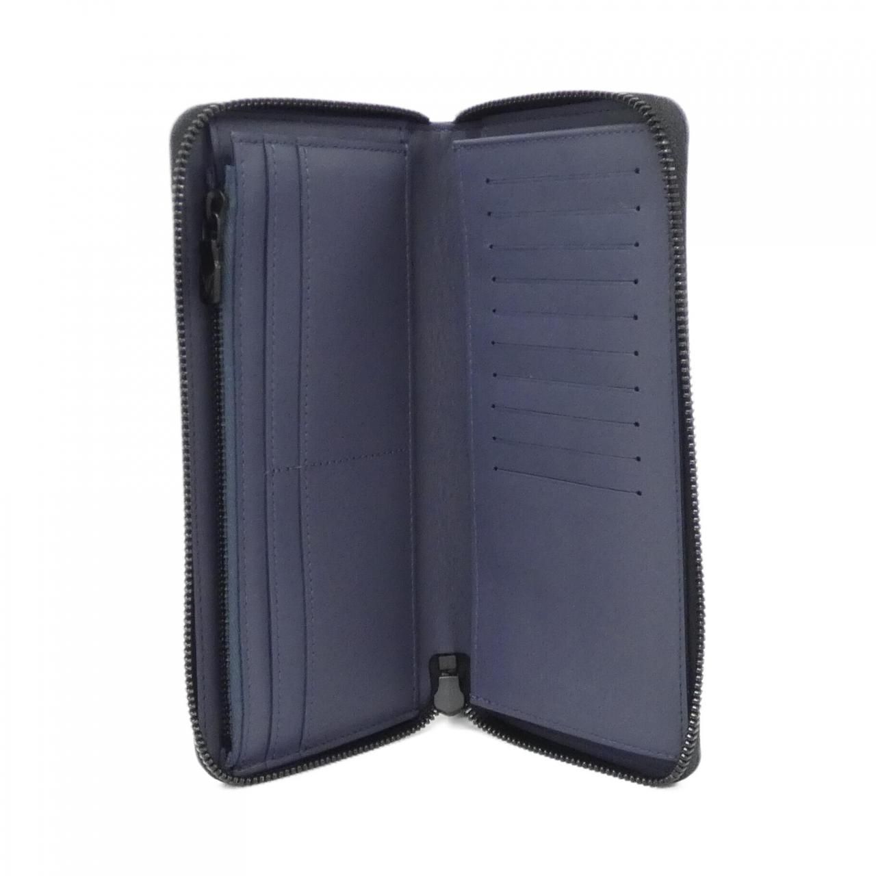 Louis Vuitton Monogram Shadow Zippy Wallet — view 4