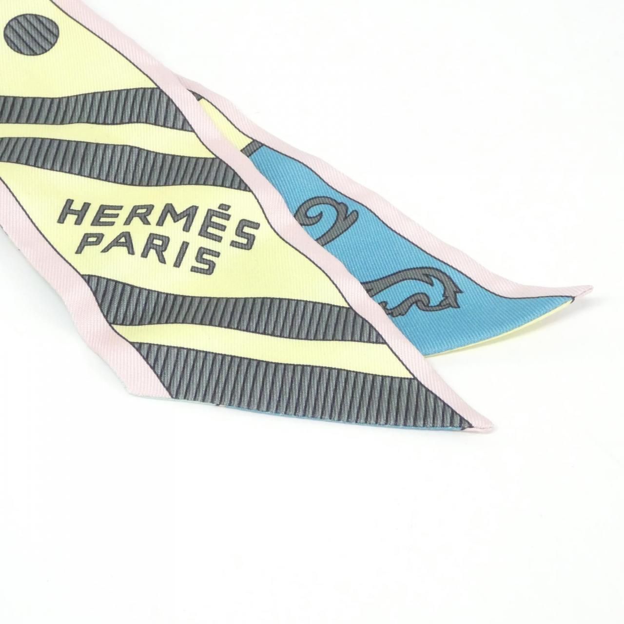 Hermes Balade en Berline Twilly Scarf — view 2