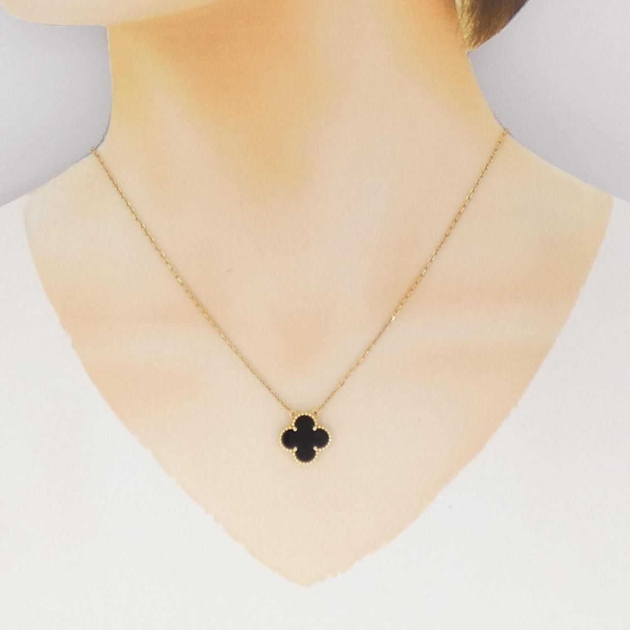 Van Cleef & Arpels Vintage Alhambra Necklace — view 5