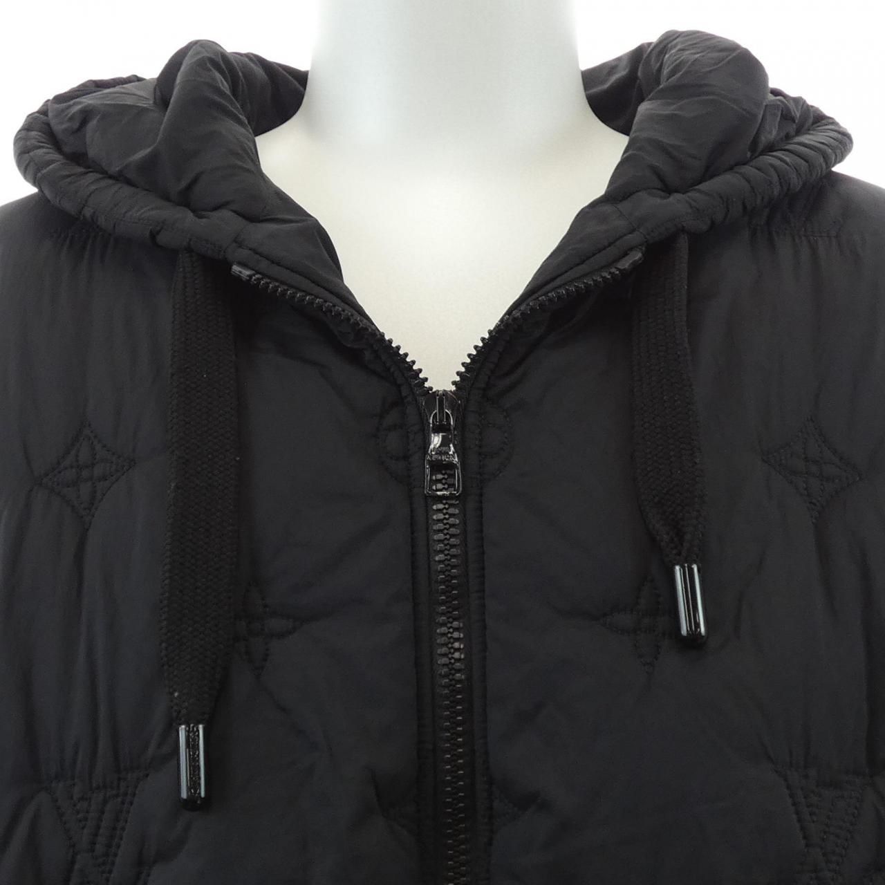 Louis Vuitton Monogram Quilted Hooded Jacket — view 5