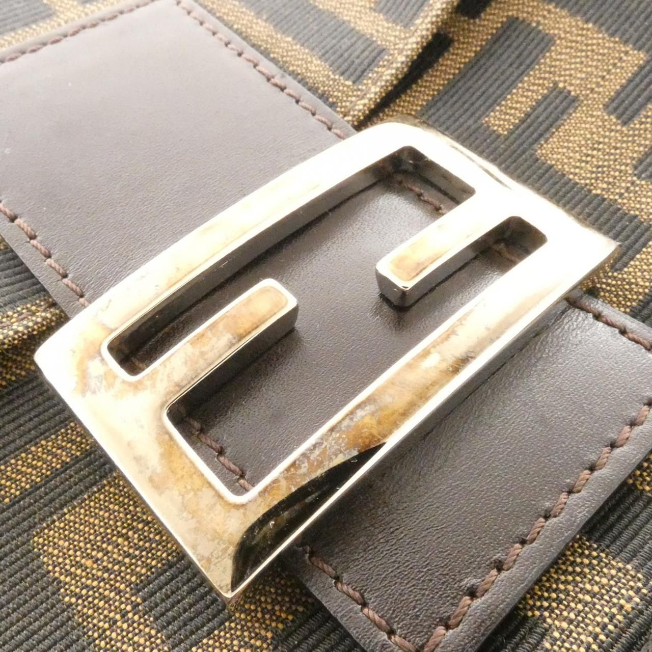 Fendi Baguette Shoulder Bag — view 4