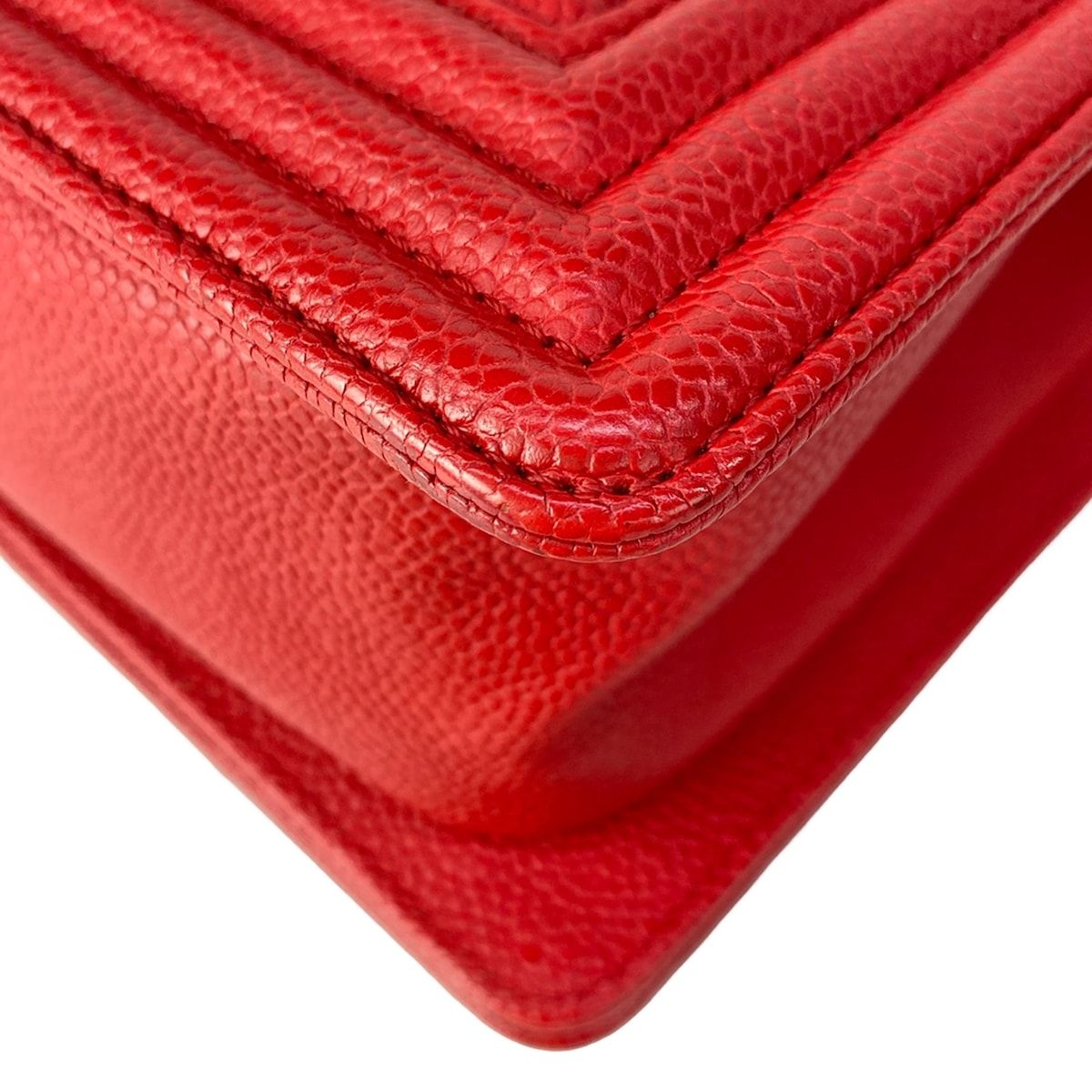 Chanel Shoulder Bag Stitch Red Chain Gold — view 9