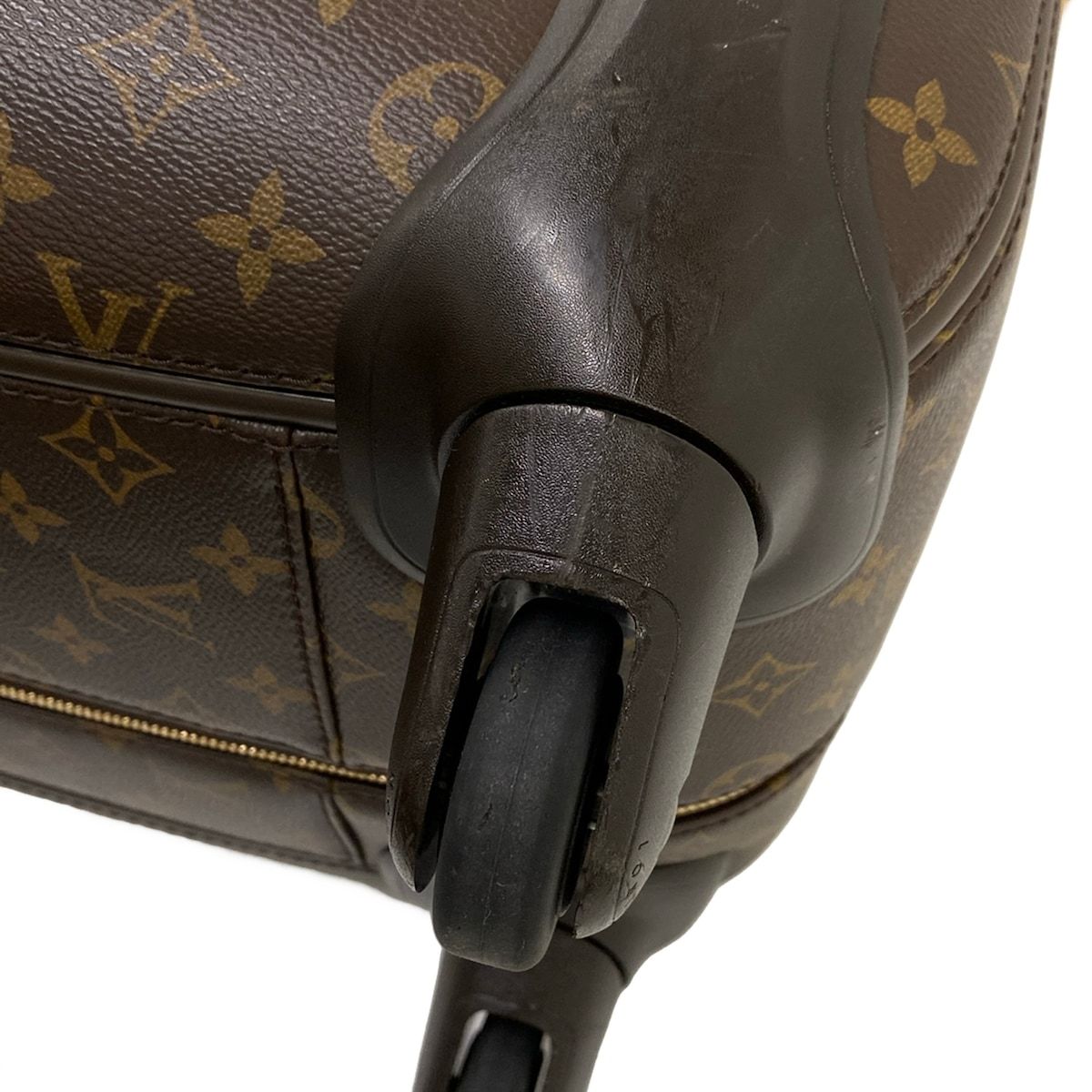 Louis Vuitton Travel Bag Monogram Zephyr 70 No Dial Lock — view 9