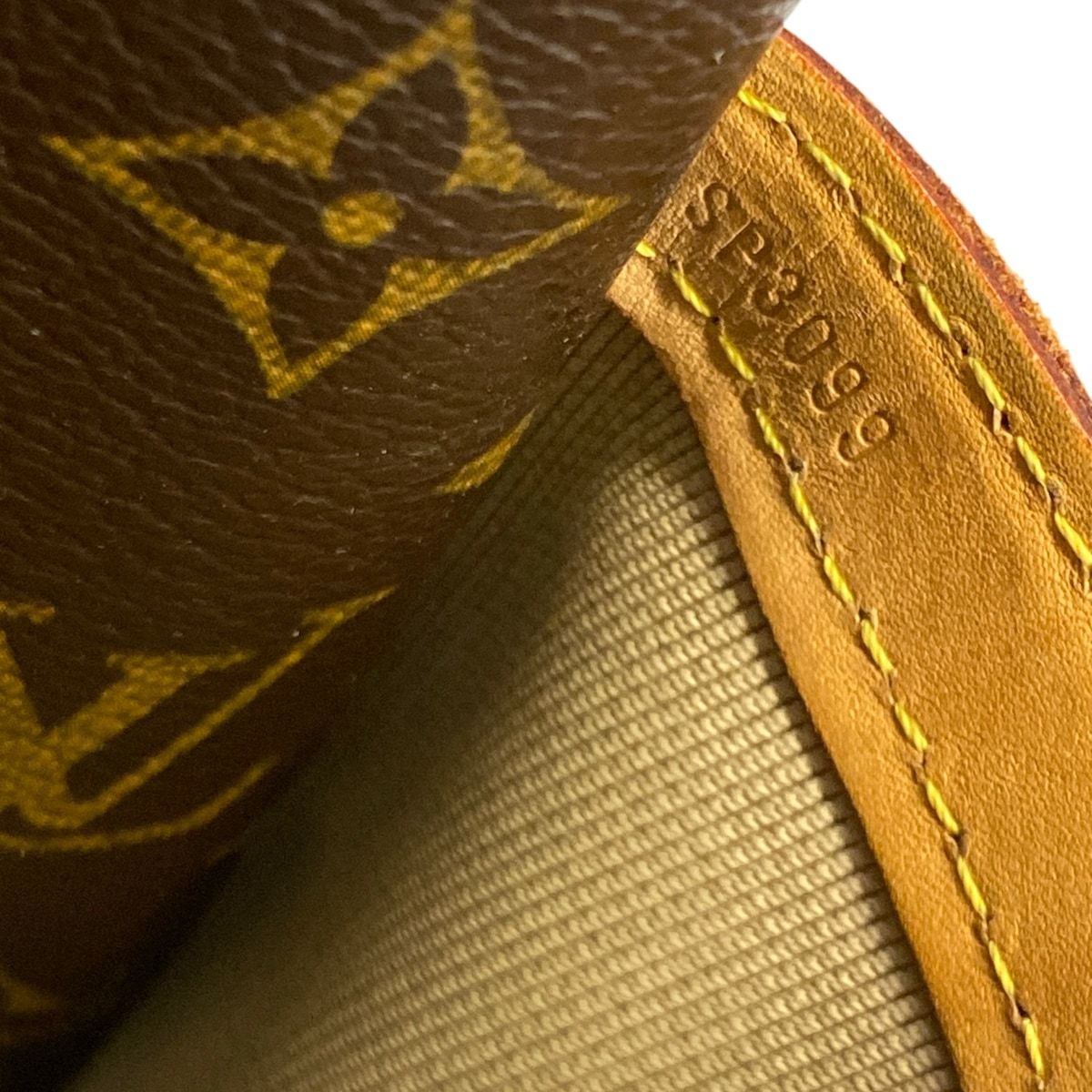 Louis Vuitton Shoulder Bag Monogram Reporter PM — view 9