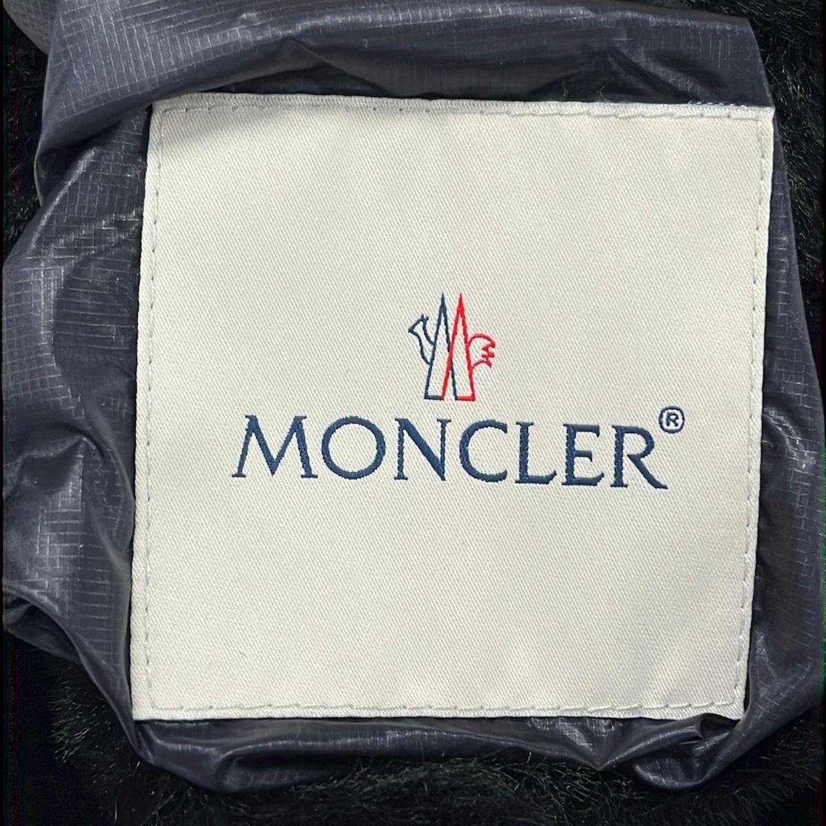 Moncler Down Jacket 0 XS Lema Black Navy Long Sleeve Faux Fur Reversible Hyke — view 4