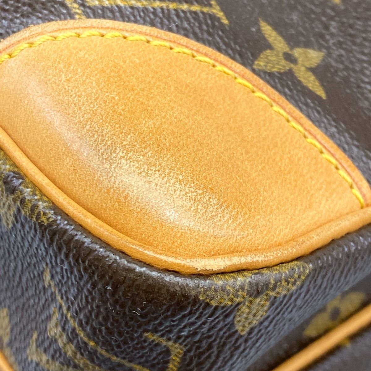 Louis Vuitton Shoulder Bag Monogram Nile GM — view 6