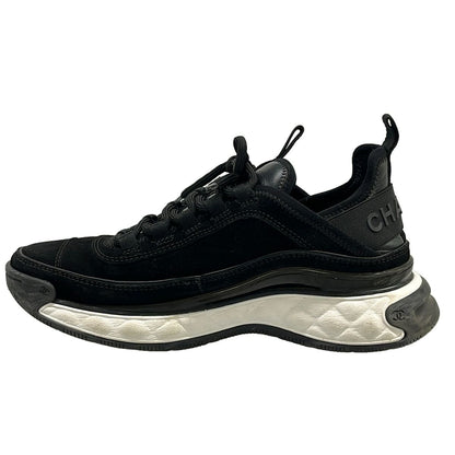 Chanel Sneakers 37 Black Leather — view 3