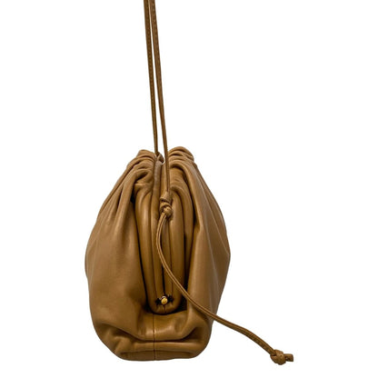 Bottega Veneta Shoulder Bag the Pouch Light Brown Leather — view 2