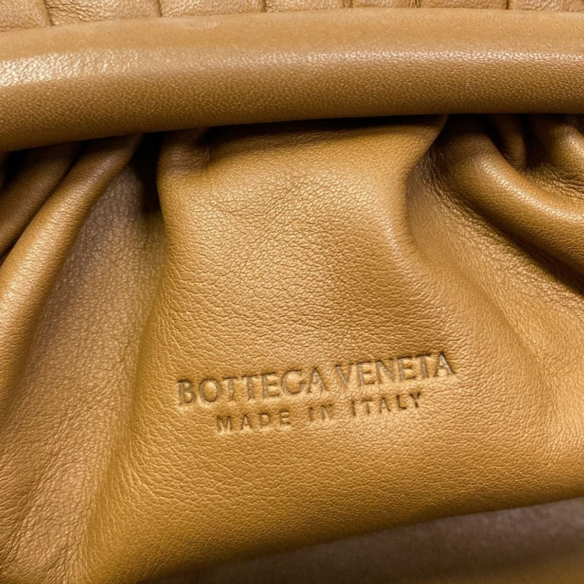 Bottega Veneta Shoulder Bag the Pouch Light Brown Leather — view 9