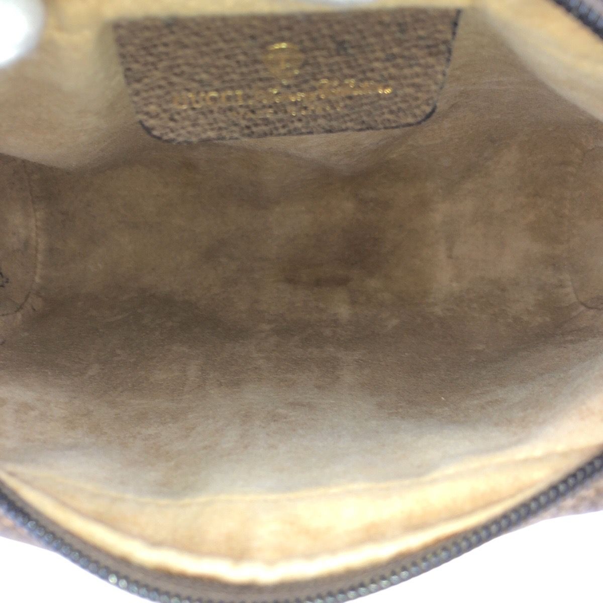 Gucci Vintage Sherry Line Beige Gold GG Supreme Canvas Clutch — view 8