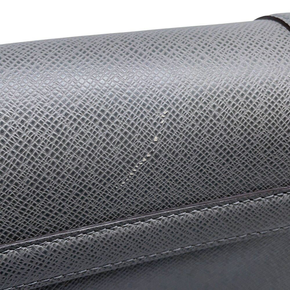 Louis Vuitton Shoulder Bag New Flap Messenger Taiga — view 7