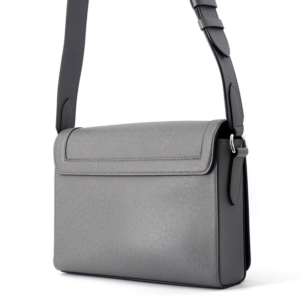 Louis Vuitton Shoulder Bag New Flap Messenger Taiga — view 2