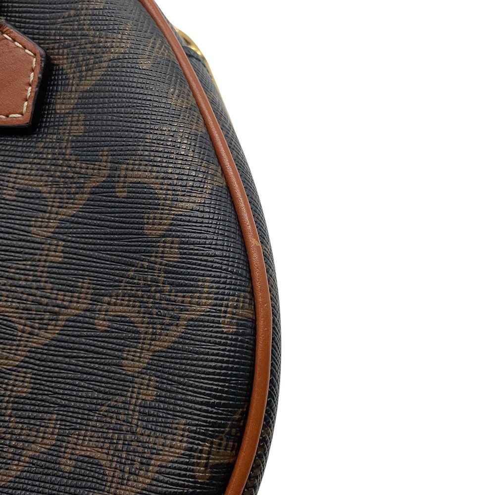 Celine Triomphe Heart Leather 2-Way Shoulder Bag Brown — view 7