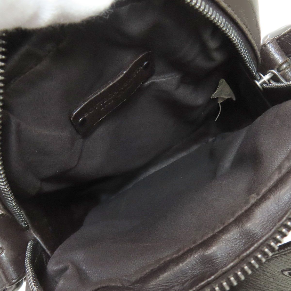 Bottega Veneta Intrecciato Shoulder Bag Leather — view 5