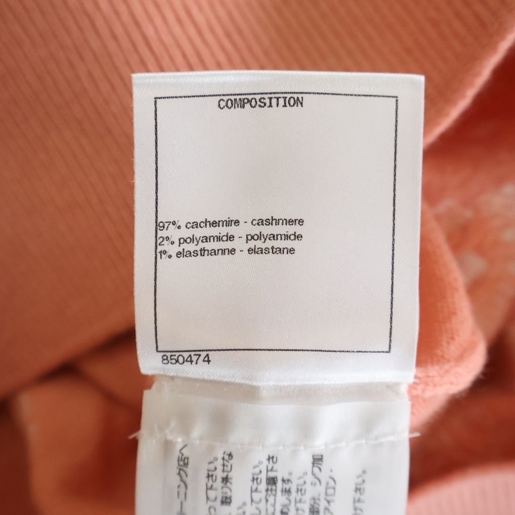 Chanel CC Logo Cashmere Knit Pullover Sweater Daisy Coral Pink White 34 — view 7