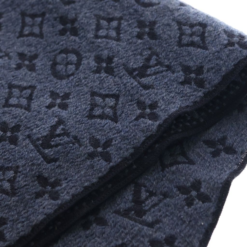 Louis Vuitton Monogram Classic Scarf Wool Navy — view 6