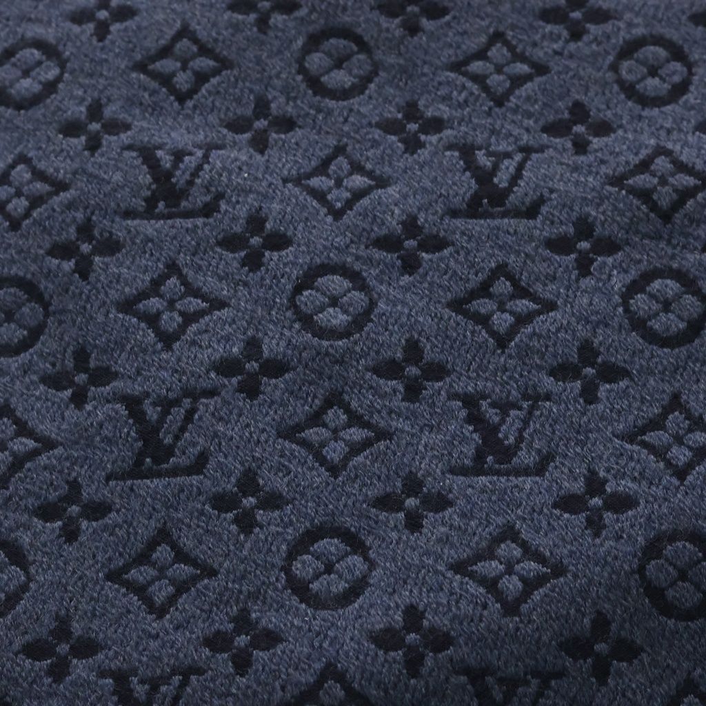 Louis Vuitton Monogram Classic Scarf Wool Navy — view 2