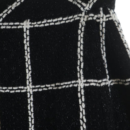 Chanel Coco Button Tweed Check Pleats Skirt Black 34 — view 4
