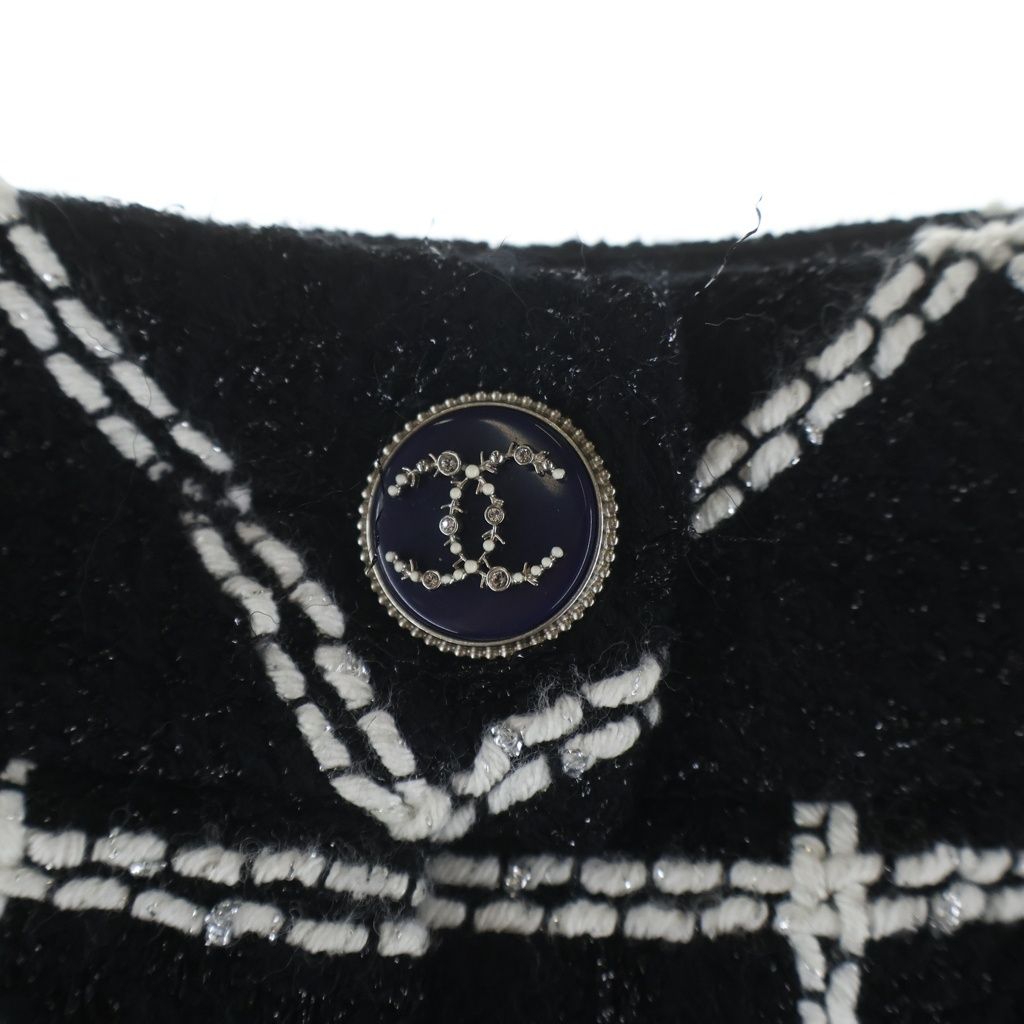Chanel Coco Button Tweed Check Pleats Skirt Black 34 — view 5