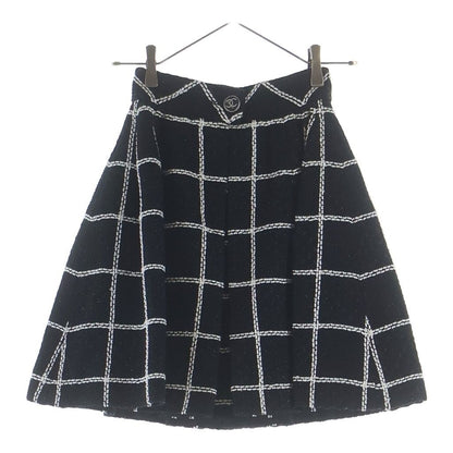 Chanel Coco Button Tweed Check Pleats Skirt Black 34 — view 2