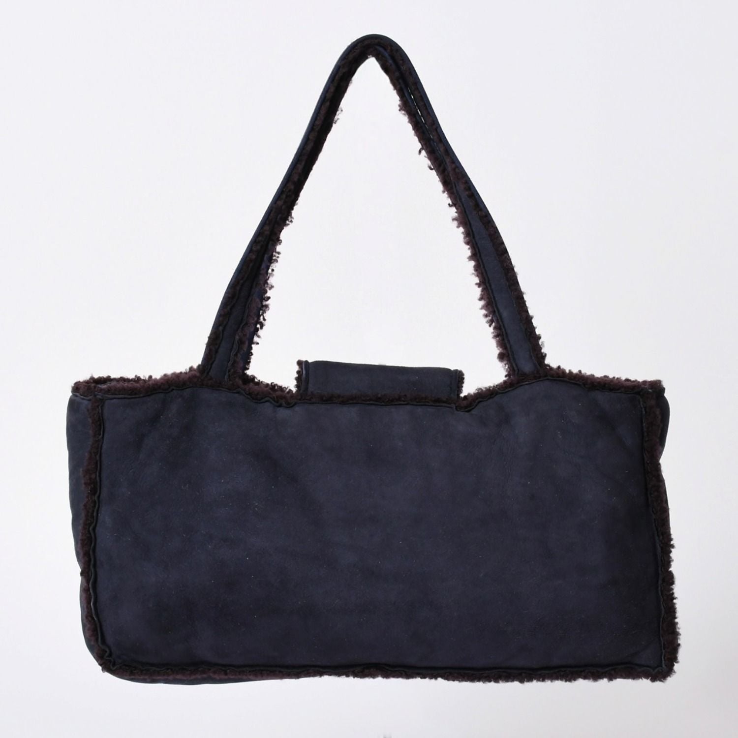 Chanel Shearling Bag CC Logo Nubuck Antique Gold — view 2