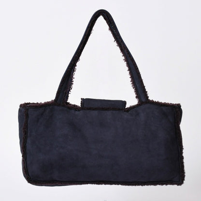 Chanel Shearling Bag CC Logo Nubuck Antique Gold — view 2