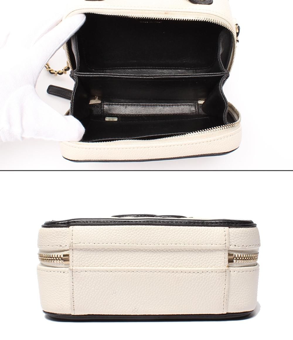Chanel Chain Shoulder Bag Vanity Crossbody Gold Caviar Leather Quilted CC Logo — view 3