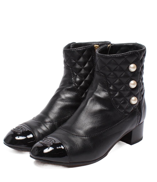 Chanel Short Boots Side Zipper Pearl Quilted Gold