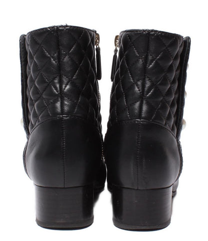 Chanel Short Boots Side Zipper Pearl Quilted Gold — view 3