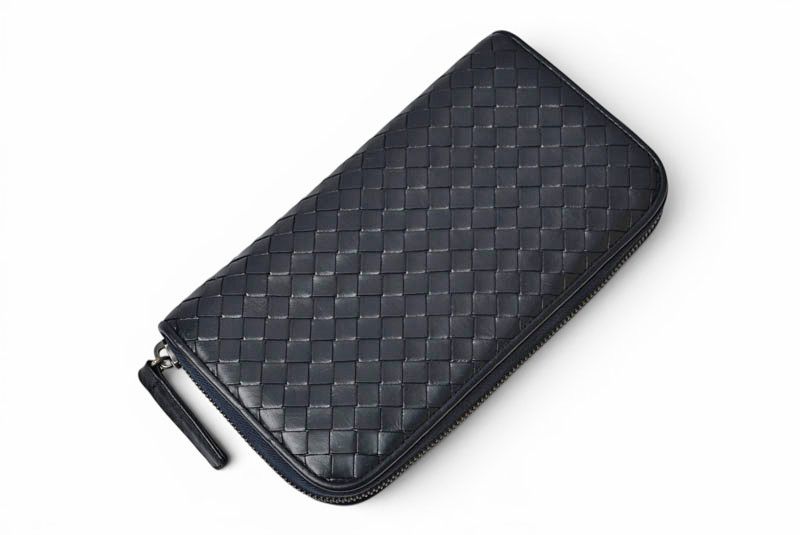Bottega Veneta Wallet Zip Around Intrecciato Navy — view 3