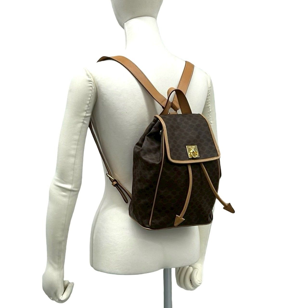 Celine Vintage Macadam Blason Triomphe Pattern Logo Ring Leather Backpack Brown — view 2