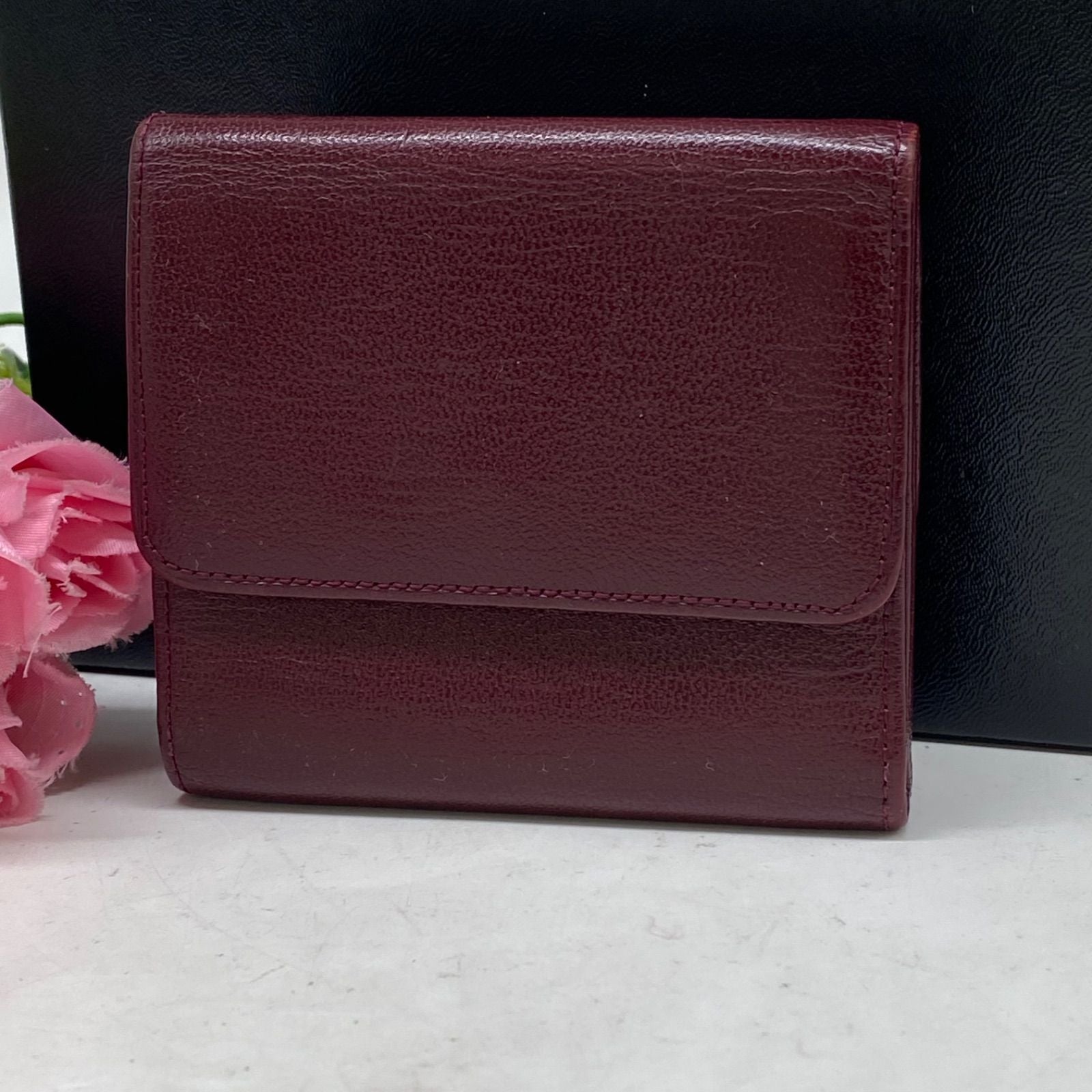 Chanel Wallet Trifold Hook Billfold CC Logo Caviar Leather — view 2