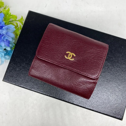 Chanel Wallet Trifold Hook Billfold CC Logo Caviar Leather — view 3