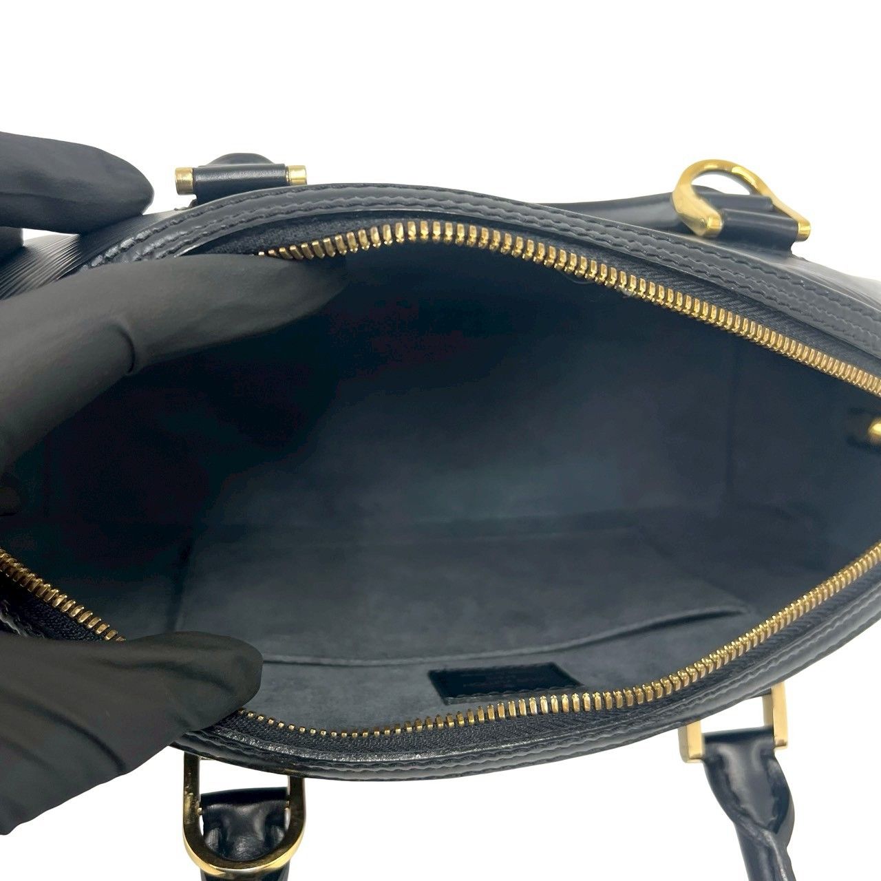 Louis Vuitton Vintage Jasmine Epi Leather Mini Boston Bag Noir — view 9
