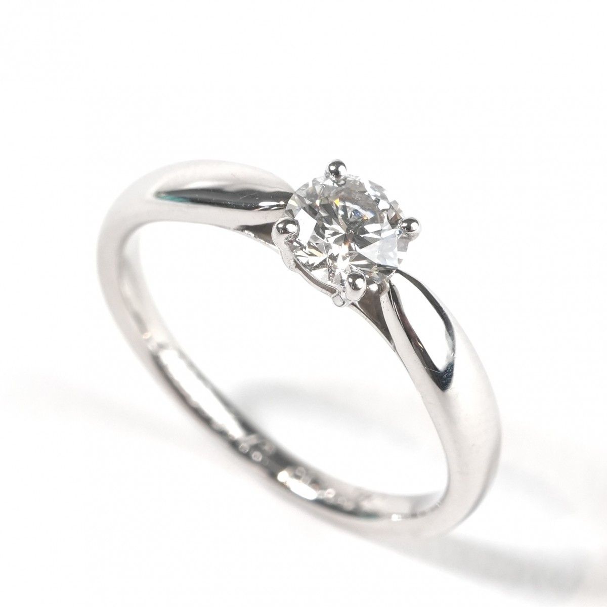 Tiffany & Co Round Brilliant Engagement Ring Platinum Harmony Silver — view 2